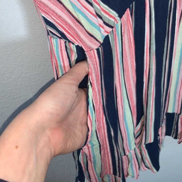 Gigio UMGEE Striped V-Neck Ruffled Romper Front Tie Side Pockets size Medium - Picture 7 of 15